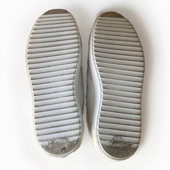 Louis Vuitton Time Out Sneaker Pink and White, Limited Edition - Picture 6 of 7
